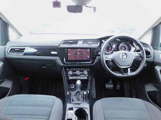 ゴルフトゥーラン ＴＤＩ　ハイライン　１オーナー・ＡＣＣ・ＢＳＭ・Ｄｉｓｃｏｖｅｒ　Ｐｒｏ・ナビＴＶ・バックカメラ・ＣａｒＰｌａｙ・Ｂｌｕｅｔｏｏｔｈ・スマートキー・ＬＥＤライト・パワーバックドア・コーナーセンサー・純正１７ＡＷ・ＥＴＣ（4枚目）