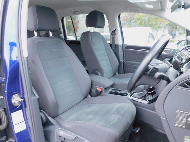 ゴルフトゥーラン ＴＤＩ　ハイライン　１オーナー・ＡＣＣ・ＢＳＭ・Ｄｉｓｃｏｖｅｒ　Ｐｒｏ・ナビＴＶ・バックカメラ・ＣａｒＰｌａｙ・Ｂｌｕｅｔｏｏｔｈ・スマートキー・ＬＥＤライト・パワーバックドア・コーナーセンサー・純正１７ＡＷ・ＥＴＣ（5枚目）