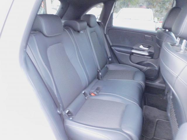 ユーパークグループ全店舗ＡＭ９：３０〜ＰＭ７：００まで営業となります。気になるお車がございましたらお気軽にお立ち寄りください。お客様にお気に召して頂ける一台があると思います。ご来店お待ちしております！