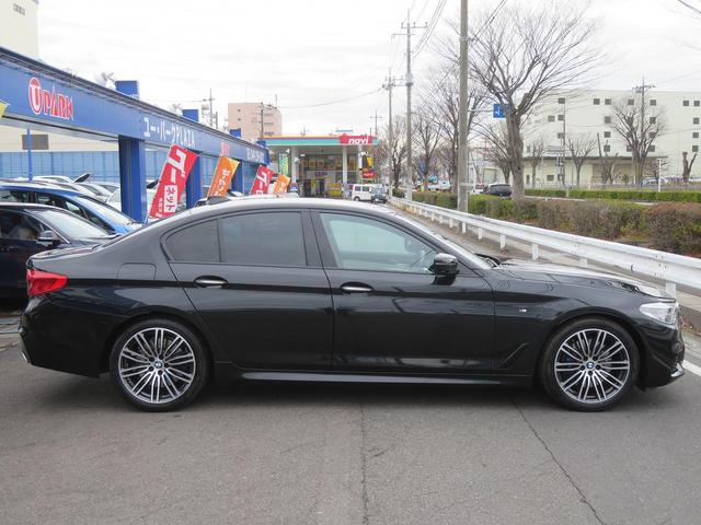 ５３０ｉ　Ｍスポーツ　イノベーションｐｋｇ／ベージュ革／ＨＵＤ／ＡＣＣ／ＢＳＭ／ＬＫＡ／ソフトクロージャードア／タッチスクリーンＮＥＷｉＤｒｉｖｅナビ／全周囲カメラ／アンビエントライト／パドルシフト／ヒーター付Ｐシート／(18枚目)