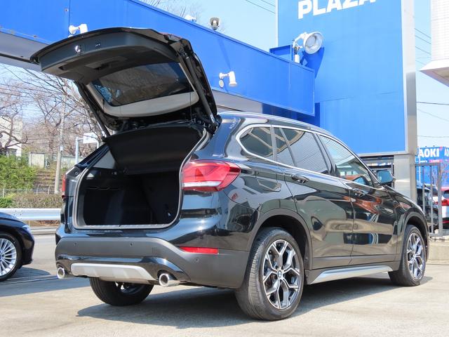 Ｘ１ ｘＤｒｉｖｅ　１８ｄ　ｘライン　ハイライン＆セーフティ＆コンフォートｐｋｇ／ＬＣＩモデル／黒革／ＡＣＣ／タッチスクリーンＮＥＷｉＤｒｉｖｅナビ／Ｂカメラ／ＢＴオーディオ／アンビエントライト／ヒーター付Ｐシート／ＰＷバックドア／（64枚目）