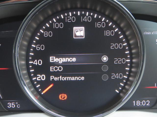 Ｖ６０ Ｄ４　タック　／後期最終モデル／ベージュ革／ＡＣＣ／ＢＳＭ／ナビ／Ｂカメラ／ＢＴオーディオ／ＤＶＤ／ＭＳＶ／ＥＴＣ／スマキー／アイドリングＳＴＯＰ／パドルシフト／ヒーター付Ｐシート／ＨＩＤヘッド／オートＨｉビーム／（38枚目）