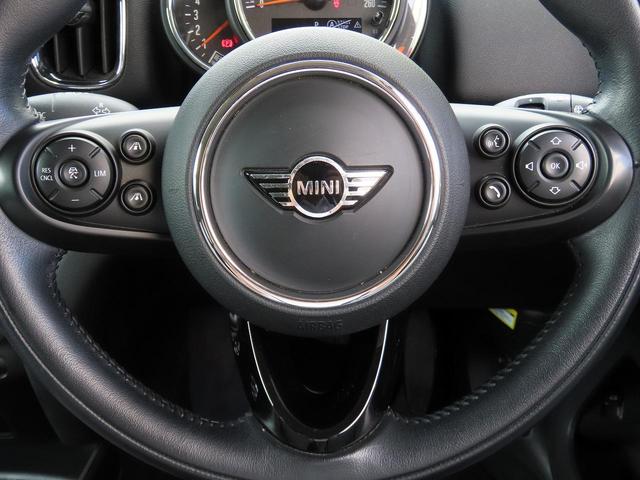 ＭＩＮＩ クーパーＤ　クロスオーバー　ペッパーｐｋｇ／ＡＣＣ／インテリＳ／ＮＥＷｉＤｒｉｖｅナビ／Ｂカメラ／ＤＴＶ／ＢＴオーディオ／ミラーＥＴＣ／スマキー／アイドリングＳＴＯＰ／ＬＥＤヘッド／ＦＲフォグ／ＰＷバックドア／Ｃソナー／禁煙車／（14枚目）