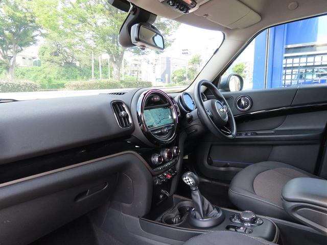 ＭＩＮＩ クーパーＤ　クロスオーバー　ペッパーｐｋｇ／ＡＣＣ／インテリＳ／ＮＥＷｉＤｒｉｖｅナビ／Ｂカメラ／ＤＴＶ／ＢＴオーディオ／ミラーＥＴＣ／スマキー／アイドリングＳＴＯＰ／ＬＥＤヘッド／ＦＲフォグ／ＰＷバックドア／Ｃソナー／禁煙車／（44枚目）