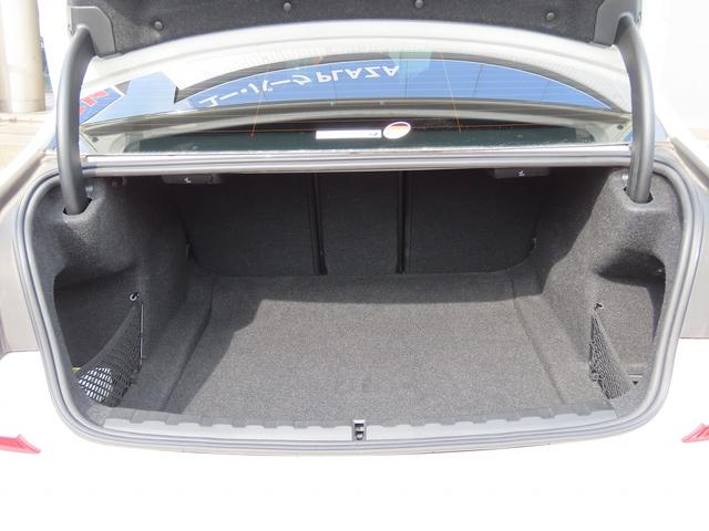 ３シリーズ ３３０ｉ　Ｍスポーツ　サウンド＆コンフォートｐｋｇ／１オーナー／ＡＣＣ／ＢＳＭ／第７世代ｉＤｒｉｖｅナビ／全周囲カメラ／ＤＴＶ／ＣａｒＰｌａｙ／ＢＴオーディオ／スマキー／パドルシフト／ヒーター付Ｐシート／記録簿／（31枚目）