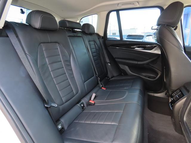 Ｘ３ ｘＤｒｉｖｅ　２０ｄ　Ｘライン　ハイラインｐｋｇ／中期モデル／黒革／ＡＣＣ／ＢＳＭ／第７世代ｉＤｒｉｖｅナビ／全周囲カメラ／ＤＴＶ／ＣａｒＰｌａｙ／ＢＴオーディオ／スマキー／アイドリングＳＴＯＰ／ヒーター付Ｐシート／禁煙車／記録簿／（8枚目）