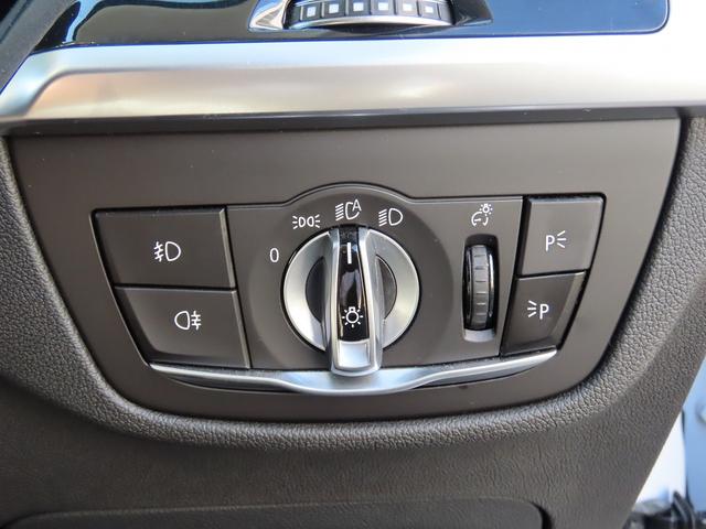 Ｘ３ ｘＤｒｉｖｅ　２０ｄ　Ｘライン　ハイラインｐｋｇ／中期モデル／黒革／ＡＣＣ／ＢＳＭ／第７世代ｉＤｒｉｖｅナビ／全周囲カメラ／ＤＴＶ／ＣａｒＰｌａｙ／ＢＴオーディオ／スマキー／アイドリングＳＴＯＰ／ヒーター付Ｐシート／禁煙車／記録簿／（55枚目）