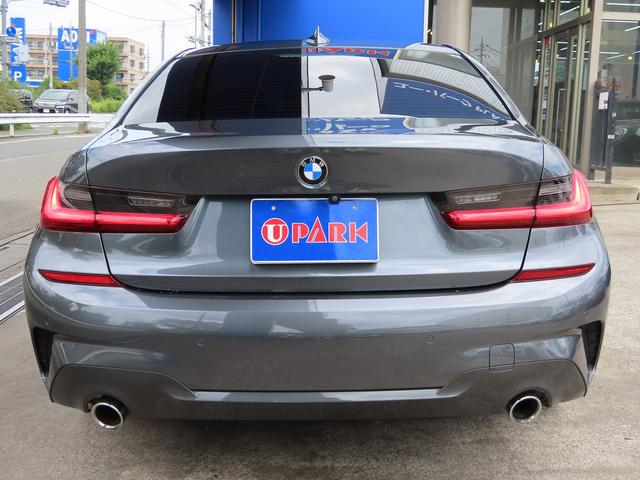 ３シリーズ ３２０ｉ　Ｍスポーツ　ハイラインパッケージ　ハイラインｐｋｇ／ファストトラックｐｋｇ／コンフォートｐｋｇ／黒革／ＡＤＡＰＴＩＶＥサス／１９ＡＷ／Ｍブレーキ／第７世代ｉＤｒｉｖｅナビ／Ｂカメラ／ＣａｒＰｌａｙ／アンビエントライト／パドルシフト／（17枚目）