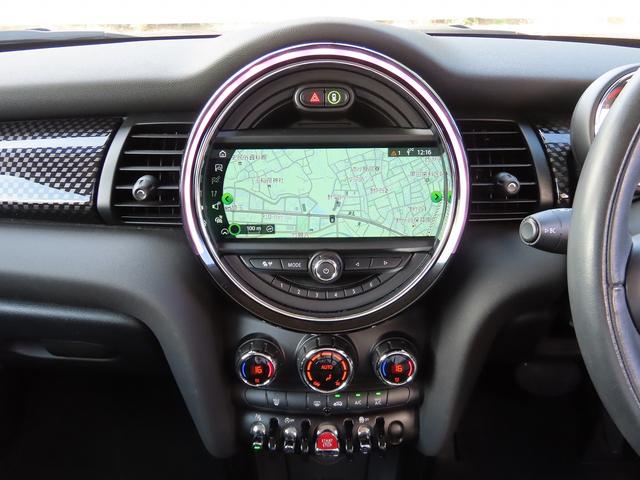 ＭＩＮＩ クーパーＳ　ペッパーｐｋｇ／中期モデル／電子シフトＤＣＴ／１オーナー／ＡＣＣ／インテリＳ／タッチスクリーンＮＥＷｉＤｒｉｖｅナビ／Ｂカメラ／ＢＴオーディオ／スマキー／アイドリングＳＴＯＰ／ＬＥＤ／Ｐアシスト／（10枚目）