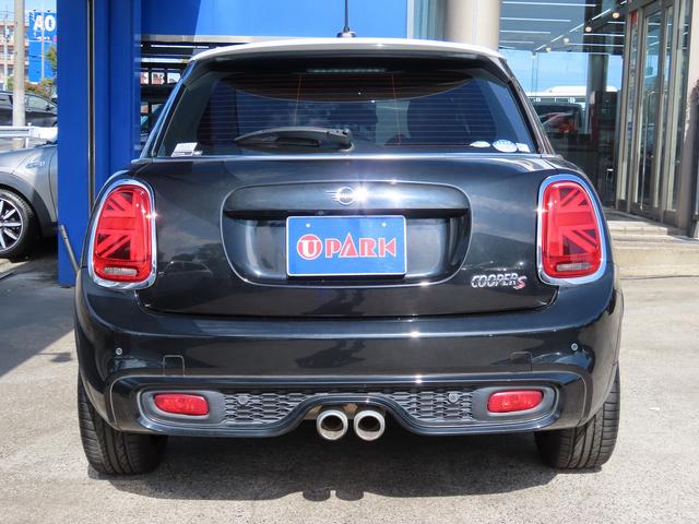 ＭＩＮＩ クーパーＳ　ペッパーｐｋｇ／中期モデル／電子シフトＤＣＴ／１オーナー／ＡＣＣ／インテリＳ／タッチスクリーンＮＥＷｉＤｒｉｖｅナビ／Ｂカメラ／ＢＴオーディオ／スマキー／アイドリングＳＴＯＰ／ＬＥＤ／Ｐアシスト／（56枚目）