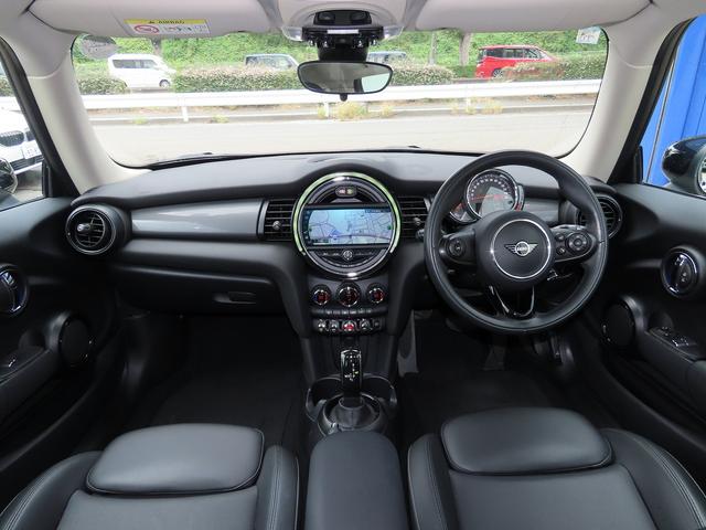 ＭＩＮＩ クーパーＤ　ペッパーｐｋｇ／中期モデル／電子シフトＤＣＴ／１オーナー／黒革／タッチスクリーンＮＥＷｉＤｒｉｖｅナビ／Ｂカメラ／ＢＴオーディオ／スマキー／アイドリングＳＴＯＰ／ＬＥＤヘッド／ＦＲフォグ／Ｐアシスト／（29枚目）