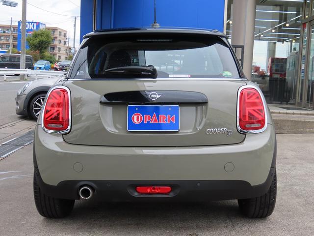 ＭＩＮＩ クーパーＤ　ペッパーｐｋｇ／中期モデル／電子シフトＤＣＴ／１オーナー／黒革／タッチスクリーンＮＥＷｉＤｒｉｖｅナビ／Ｂカメラ／ＢＴオーディオ／スマキー／アイドリングＳＴＯＰ／ＬＥＤヘッド／ＦＲフォグ／Ｐアシスト／（40枚目）