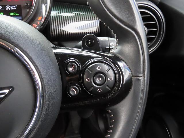 ＭＩＮＩ クーパーＳＤ　６０イヤーズエディション　／中期モデル／特別仕様車／茶革（ダークマロン）／ＡＣＣ／インテリＳ／タッチスクリーンＮＥＷｉＤｒｉｖｅナビ／Ｂカメラ／ＢＴオーディオ／スマキー／ＬＥＤヘッド／パドルシフト／シートヒーター／記録簿／（38枚目）