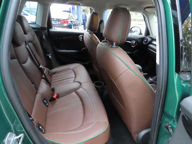 ＭＩＮＩ クーパーＳＤ　６０イヤーズエディション　／中期モデル／特別仕様車／茶革（ダークマロン）／ＡＣＣ／インテリＳ／タッチスクリーンＮＥＷｉＤｒｉｖｅナビ／Ｂカメラ／ＢＴオーディオ／スマキー／ＬＥＤヘッド／パドルシフト／シートヒーター／記録簿／（45枚目）