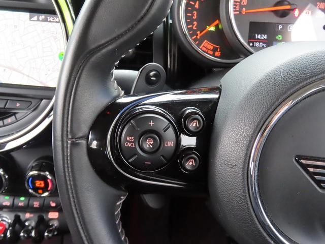 ＭＩＮＩ クーパーＳＤ　６０イヤーズエディション　／中期モデル／特別仕様車／茶革（ダークマロン）／ＡＣＣ／インテリＳ／タッチスクリーンＮＥＷｉＤｒｉｖｅナビ／Ｂカメラ／ＢＴオーディオ／スマキー／ＬＥＤヘッド／パドルシフト／シートヒーター／記録簿／（56枚目）