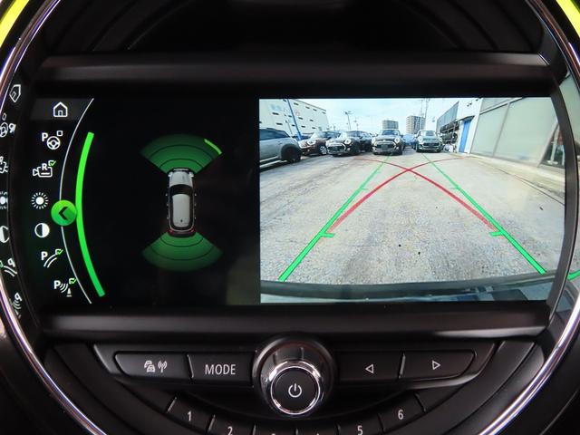 ＭＩＮＩ クーパーＳＤ　ペッパーｐｋｇ／中期モデル／ＡＣＣ／インテリＳ／タッチスクリーンＮＥＷｉＤｒｉｖｅナビ／Ｂカメラ／ＢＴオーディオ／スマキー／ＬＥＤヘッド／アイドリングＳＴＯＰ／Ｐアシスト／ＵＳＢ／禁煙車／（40枚目）