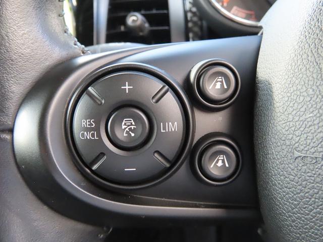 ＭＩＮＩ クーパーＳＤ　ペッパーｐｋｇ／中期モデル／ＡＣＣ／インテリＳ／タッチスクリーンＮＥＷｉＤｒｉｖｅナビ／Ｂカメラ／ＢＴオーディオ／スマキー／ＬＥＤヘッド／アイドリングＳＴＯＰ／Ｐアシスト／ＵＳＢ／禁煙車／（54枚目）