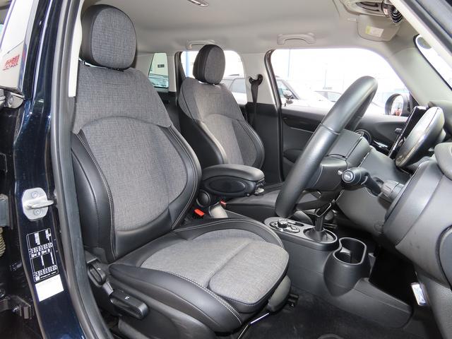 MINI クーパーSD クラシック・トリム /LCIモデル/デジタルパッケージプラス/液晶メーター/ACC/MINIドライビングモード/MINIナビID6/Bカメラ/BTオーディオ/ミラーETC/LEDヘッド/Pアシスト/禁煙車/(6枚目)