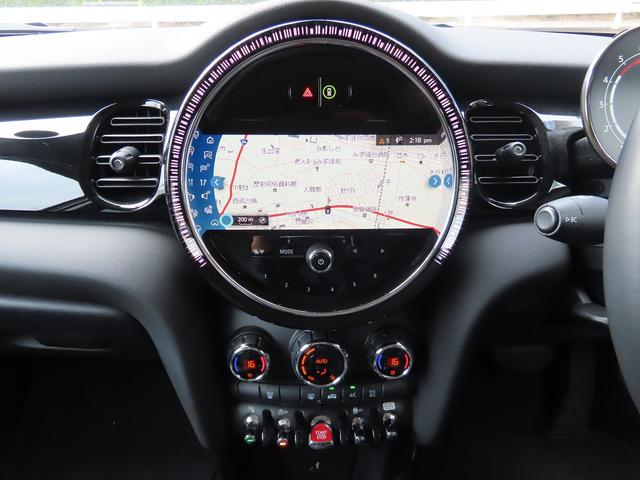 MINI クーパーSD クラシック・トリム /LCIモデル/デジタルパッケージプラス/液晶メーター/ACC/MINIドライビングモード/MINIナビID6/Bカメラ/BTオーディオ/ミラーETC/LEDヘッド/Pアシスト/禁煙車/(10枚目)