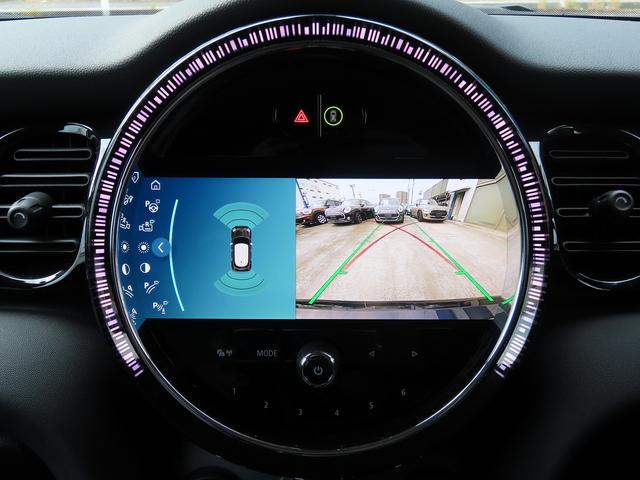 MINI クーパーSD クラシック・トリム /LCIモデル/デジタルパッケージプラス/液晶メーター/ACC/MINIドライビングモード/MINIナビID6/Bカメラ/BTオーディオ/ミラーETC/LEDヘッド/Pアシスト/禁煙車/(11枚目)