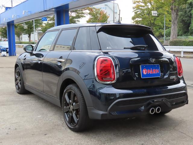 MINI クーパーSD クラシック・トリム /LCIモデル/デジタルパッケージプラス/液晶メーター/ACC/MINIドライビングモード/MINIナビID6/Bカメラ/BTオーディオ/ミラーETC/LEDヘッド/Pアシスト/禁煙車/(17枚目)