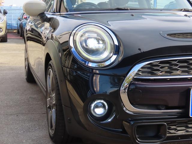 MINI クーパーSD 60イヤーズエディション /中期モデル/特別仕様車/茶革(ダークマロン)/ACC/インテリS/MINIナビID5/Bカメラ/BTオーディオ/スマキー/アイドリングSTOP/パドルシフト/シートヒーター/LED/FRフォグ/(45枚目)