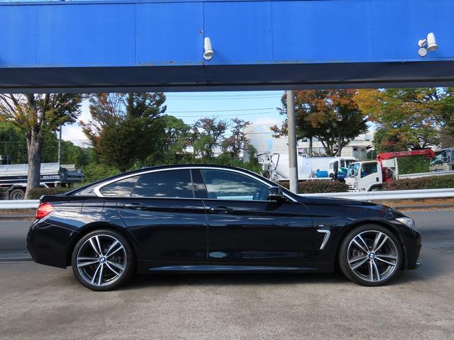 4シリーズ 420iグランクーペセレブレーションEDインスタイル /限定200台/弊社ユーザー様下取車/中期モデル/黒革/BSM/ACC/HUD/LEDヘッド/純正19AW/衝突軽減B/レーンキープ/BTオーディオ/電動Rゲート/アンビエント/DTV/パドルシフト/(17枚目)
