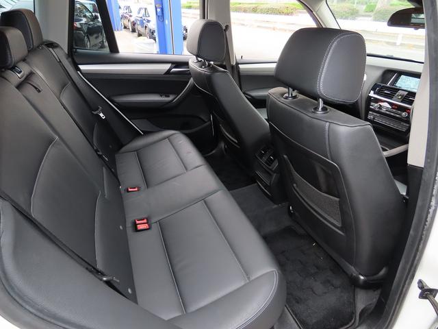 ＬＣＩモデル／黒革／全周囲カメラ／ＢＳＭ／ＡＣＣ／衝突軽減Ｂ／レーンキープ／電動Ｒゲート／ＢＴオーディオ／ヒーター付パワーシート／スマキー／ＥＴＣ２．０／ＬＥＤフォグ／フルセグ／リアフィルム／禁煙車