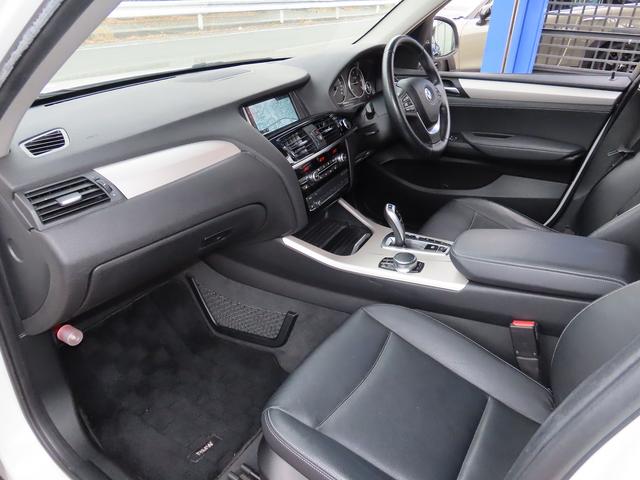 ＬＣＩモデル／黒革／全周囲カメラ／ＢＳＭ／ＡＣＣ／衝突軽減Ｂ／レーンキープ／電動Ｒゲート／ＢＴオーディオ／ヒーター付パワーシート／スマキー／ＥＴＣ２．０／ＬＥＤフォグ／フルセグ／リアフィルム／禁煙車