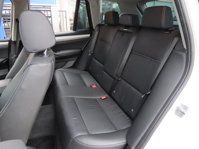 ＬＣＩモデル／黒革／全周囲カメラ／ＢＳＭ／ＡＣＣ／衝突軽減Ｂ／レーンキープ／電動Ｒゲート／ＢＴオーディオ／ヒーター付パワーシート／スマキー／ＥＴＣ２．０／ＬＥＤフォグ／フルセグ／リアフィルム／禁煙車