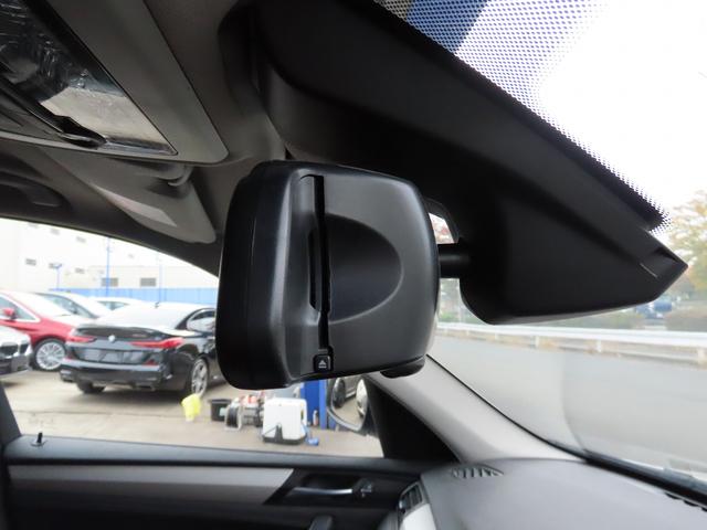 ＬＣＩモデル／黒革／全周囲カメラ／ＢＳＭ／ＡＣＣ／衝突軽減Ｂ／レーンキープ／電動Ｒゲート／ＢＴオーディオ／ヒーター付パワーシート／スマキー／ＥＴＣ２．０／ＬＥＤフォグ／フルセグ／リアフィルム／禁煙車