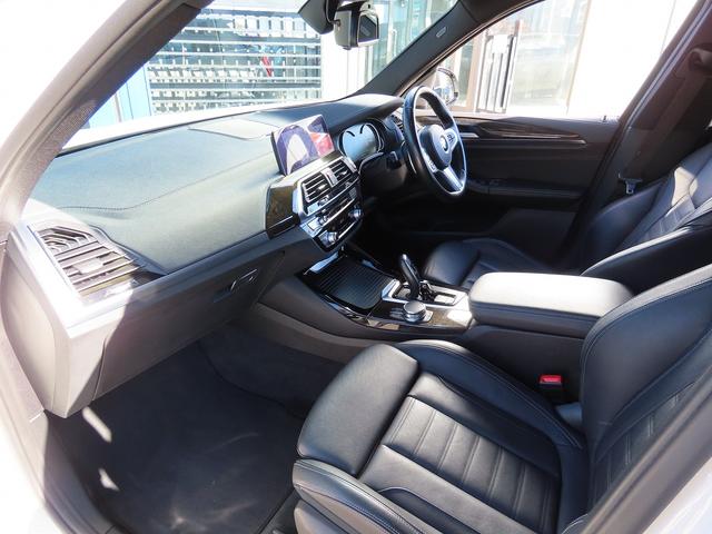 ハイラインｐｋｇ／黒革／全周囲カメラ／ＭＤメーター／ＡＣＣ／ＢＳＭ／衝突軽減Ｂ／レーンキープ／Ｐアシスト／電動Ｒゲート／前後ヒーター／ランバーサポート／１９ＡＷ／ジェスチャーＣ／ワイヤレス充電／禁煙車