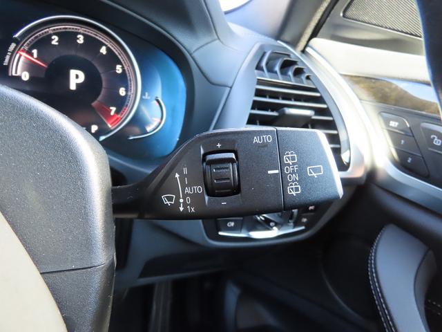 ハイラインｐｋｇ／黒革／全周囲カメラ／ＭＤメーター／ＡＣＣ／ＢＳＭ／衝突軽減Ｂ／レーンキープ／Ｐアシスト／電動Ｒゲート／前後ヒーター／ランバーサポート／１９ＡＷ／ジェスチャーＣ／ワイヤレス充電／禁煙車