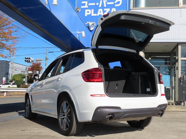 ハイラインｐｋｇ／黒革／全周囲カメラ／ＭＤメーター／ＡＣＣ／ＢＳＭ／衝突軽減Ｂ／レーンキープ／Ｐアシスト／電動Ｒゲート／前後ヒーター／ランバーサポート／１９ＡＷ／ジェスチャーＣ／ワイヤレス充電／禁煙車