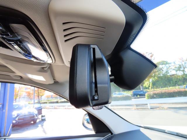 ＡＣＣ／ＢＳＭ／第６世代ｉＤｒｉｖｅナビ／全周囲カメラ／ＤＴＶ／ＢＴオーディオ／スマキー／アイドリングＳＴＯＰ／ヒーター付Ｐシート／ＬＥＤヘッド／Ｐアシスト／ルーフレール／禁煙車／記録簿有り／