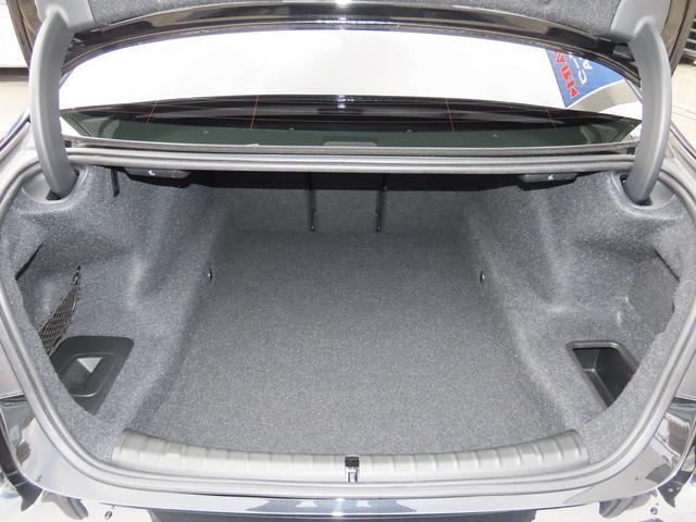 ５シリーズ ５３０ｉラグジュアリー　／サンルーフ／黒革／Ｉｎｄｉｖｉｄｕａｌ２０ＡＷ／ｈａｒｍａｎ／ｋａｒｄｏｎ／４ゾーンエアコン／センサテックダッシュボード／第６世代ｉＤｒｉｖｅナビ／全周囲カメラ／ＤＴＶ／ヒーター付Ｐシート／記録簿／（56枚目）