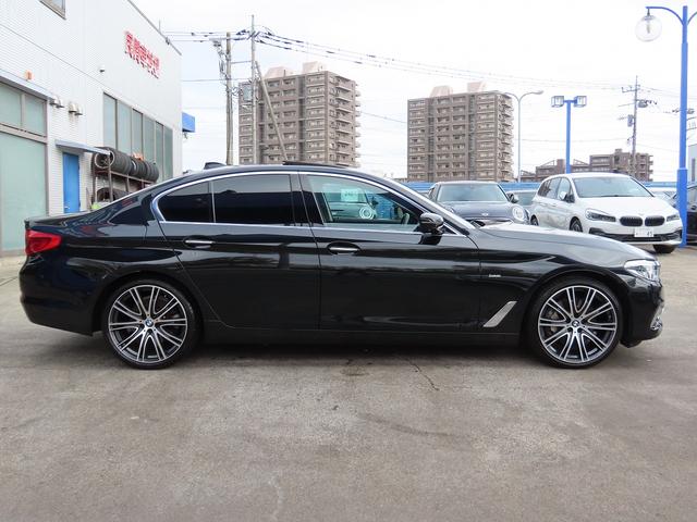 ５シリーズ ５３０ｉラグジュアリー　／サンルーフ／黒革／Ｉｎｄｉｖｉｄｕａｌ２０ＡＷ／ｈａｒｍａｎ／ｋａｒｄｏｎ／４ゾーンエアコン／センサテックダッシュボード／第６世代ｉＤｒｉｖｅナビ／全周囲カメラ／ＤＴＶ／ヒーター付Ｐシート／記録簿／（60枚目）