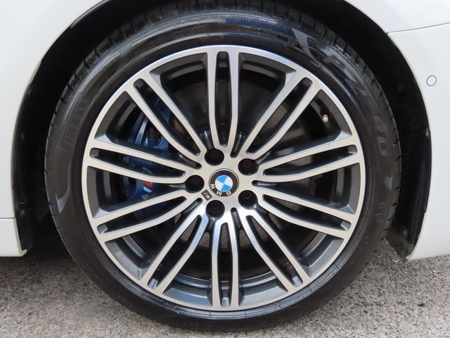 ５シリーズ ５４０ｉ　Ｍスポーツ　イノベーションｐｋｇ／黒革／ＨＵＤ／ＡＣＣ／ＢＳＭ／第６世代ｉＤｒｉｖｅナビ／全周囲カメラ／ＤＴＶ／ＢＴオーディオ／パドルシフト／ヒーター付Ｐシート／ＰＷトランク／ＬＥＤ／アンビエントライト／記録簿／（64枚目）