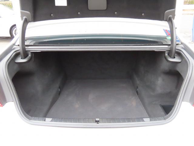 ７シリーズ ７４０ｄ　ｘＤｒｉｖｅ　エクゼクティブ　／ホワイトレザー／サンルーフ／ＢＭＷレーザーライト／ＨＵＤ／ｈａｒｍａｎ／ｋａｒｄｏｎ／第６世代ｉＤｒｉｖｅナビ／全周囲カメラ／ＤＴＶ／ＢＴオーディオ／ベンチレーションシート／アンビエントライト／（33枚目）