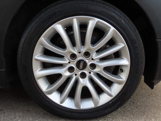 ＭＩＮＩ クーパー　クラブマン　ペッパーｐｋｇ／ＡＣＣ／インテリＳ／ＮＥＷｉＤｒｉｖｅナビ／Ｂカメラ／ＢＴオーディオ／スマキー／アイドリングＳＴＯＰ／ＬＥＤヘッド／ＦＲフォグ／Ｃソナー／ＡＵＸ／ＵＳＢ／禁煙車／記録簿／（34枚目）