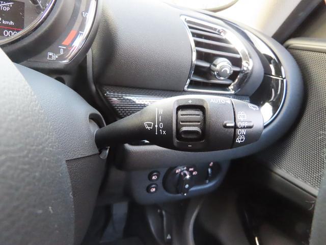 ＭＩＮＩ クーパー　クラブマン　ペッパーｐｋｇ／ＡＣＣ／インテリＳ／ＮＥＷｉＤｒｉｖｅナビ／Ｂカメラ／ＢＴオーディオ／スマキー／アイドリングＳＴＯＰ／ＬＥＤヘッド／ＦＲフォグ／Ｃソナー／ＡＵＸ／ＵＳＢ／禁煙車／記録簿／（46枚目）