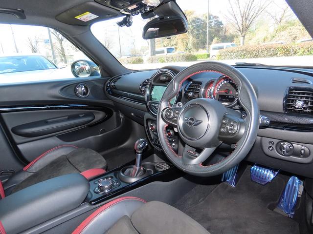 MINI ジョンクーパーワークス クラブマン /ACC/インテリS/タッチスクリーンNEWiDriveナビ/Bカメラ/BTオーディオ/ミラーETC/スマキー/LEDヘッド/アイドリングSTOP/パドルシフト/シートヒーター/19AW/Cソナー/(63枚目)