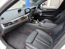 ５シリーズ ５４０ｉ　Ｍスポーツ　イノベーションｐｋｇ／黒革／ＨＵＤ／ＡＣＣ／ＢＳＭ／第６世代ｉＤｒｉｖｅナビ／全周囲カメラ／ＤＴＶ／ＢＴオーディオ／パドルシフト／ヒーター付Ｐシート／ＰＷトランク／ＬＥＤ／アンビエントライト／記録簿／（5枚目）
