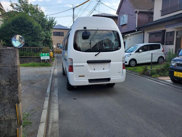 キャラバンバス 　車いす移動車・ＰＳ・ＰＷ・エアコン・Ｗエウコン・車いすリフト・電動ステップ・キーレス・ハイルーフ・１０人乗り・（9枚目）