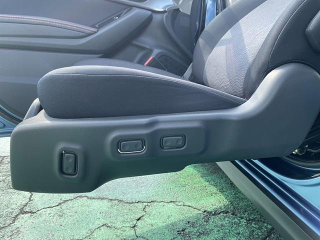 ＸＶ ２．０ｉ－Ｓ　アイサイト　スマートキー・ＬＥＤ・クルーズコントロール・メモリーナビ・フルセグ・バックモニター・ＥＴＣ・禁煙車・ドラレコ・アイドリングストップ・横滑り防止装置（3枚目）