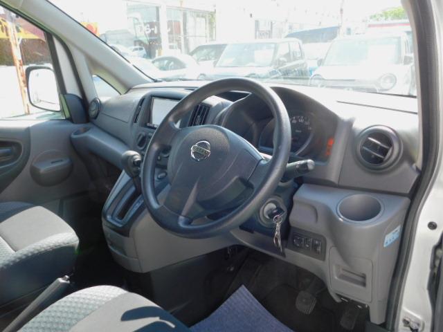 ＮＶ２００バネットバン ＧＸ　両側スライドドア／キーレス／メモリーナビ／ルーフキャリア／バックモニター／運転席助手席エアバッグ／ＥＴＣ登載／集中ドアロック（8枚目）