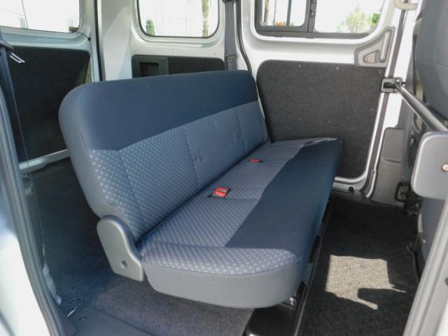 ＮＶ２００バネットバン ＧＸ　両側スライドドア／キーレス／メモリーナビ／ルーフキャリア／バックモニター／運転席助手席エアバッグ／ＥＴＣ登載／集中ドアロック（12枚目）