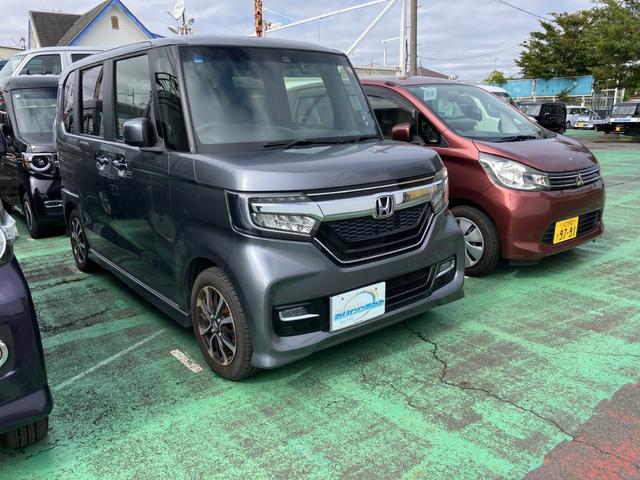 Ｎ－ＢＯＸカスタム Ｇ・Ｌホンダセンシング　両側スライドドア　クリアランスソナー　オートクルーズコントロール　レーンアシスト　衝突被害軽減システム　ＬＥＤヘッドランプ　スマートキー　アイドリングストップ　ＣＶＴ　盗難防止システム　ＡＢＳ　ＥＳＣ（2枚目）