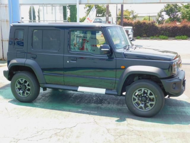 ジムニーノマド ＦＣ　４ＷＤ　クリアランスソナー　オートクルーズコントロール　衝突被害軽減システム　ＬＥＤヘッドランプ　アルミホイール　キーレスエントリー　アイドリングストップ　シートヒーター　ＡＴ　盗難防止システム（3枚目）
