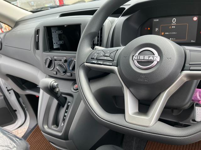 NISSAN NV200 VANETTE VAN VX